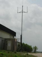 The antennas at the Austin Executive Airport reaches out to airplanes no more.