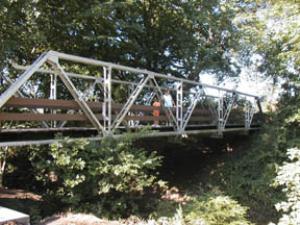 Bridge over Waxahachie Creek
